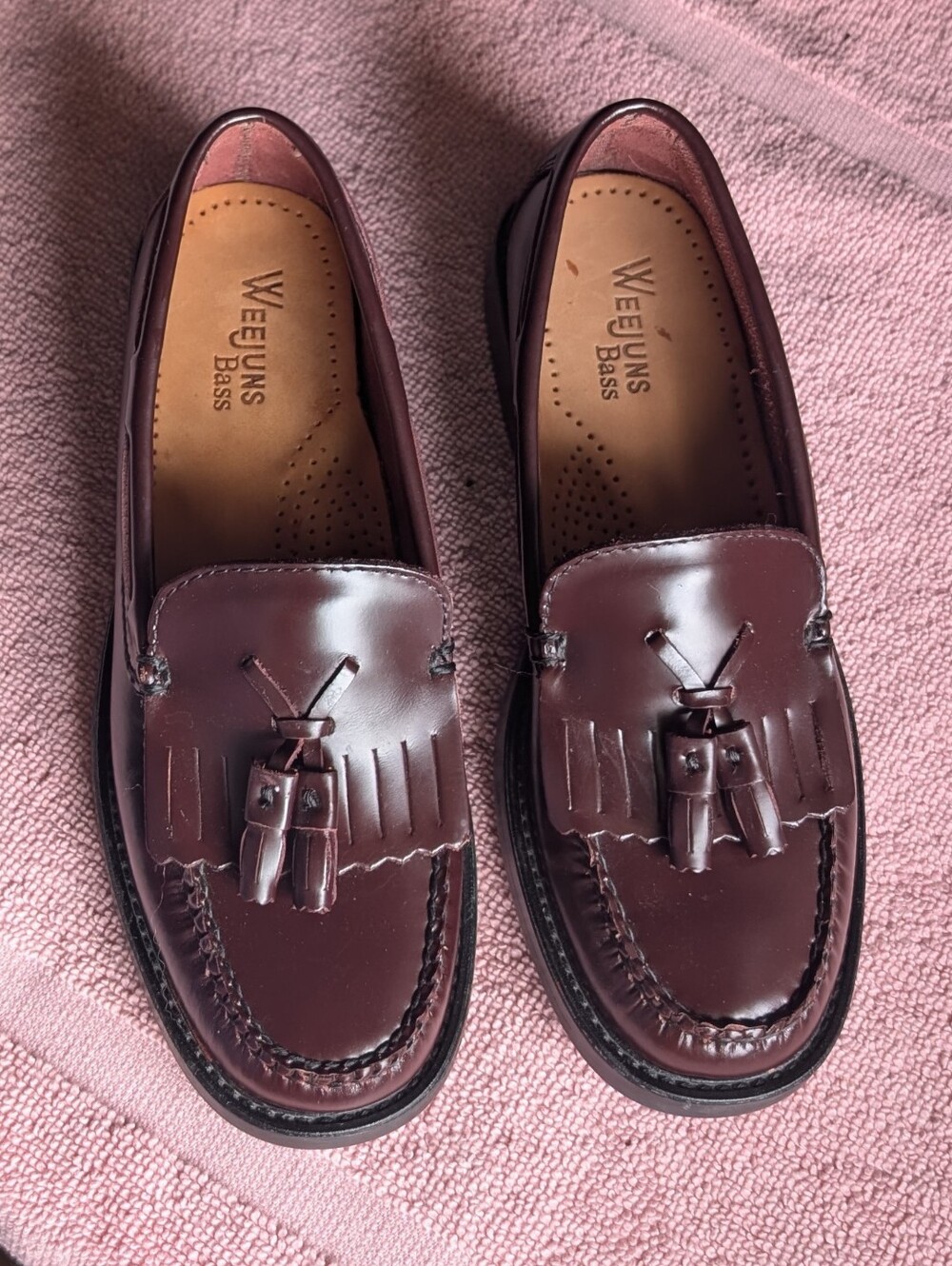 Bass Weejuns Marietta II Women’s Burgundy Tassel Loafers 5.5 M